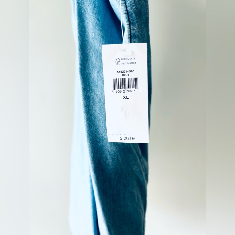 Old Navy sleeveless denim top, v-neck, size XL, NWT - Picture 4 of 4